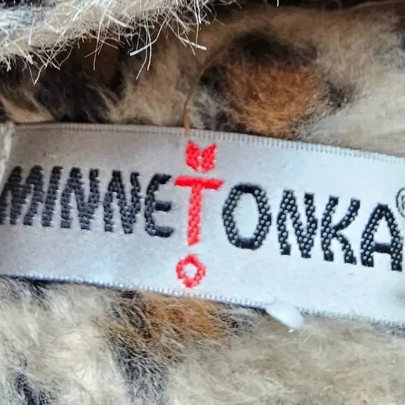 Minnetonka Moccasins Mens Size 8 Brown Suede Slip-On Normcore Western Minimalist - Picture 6 of 7